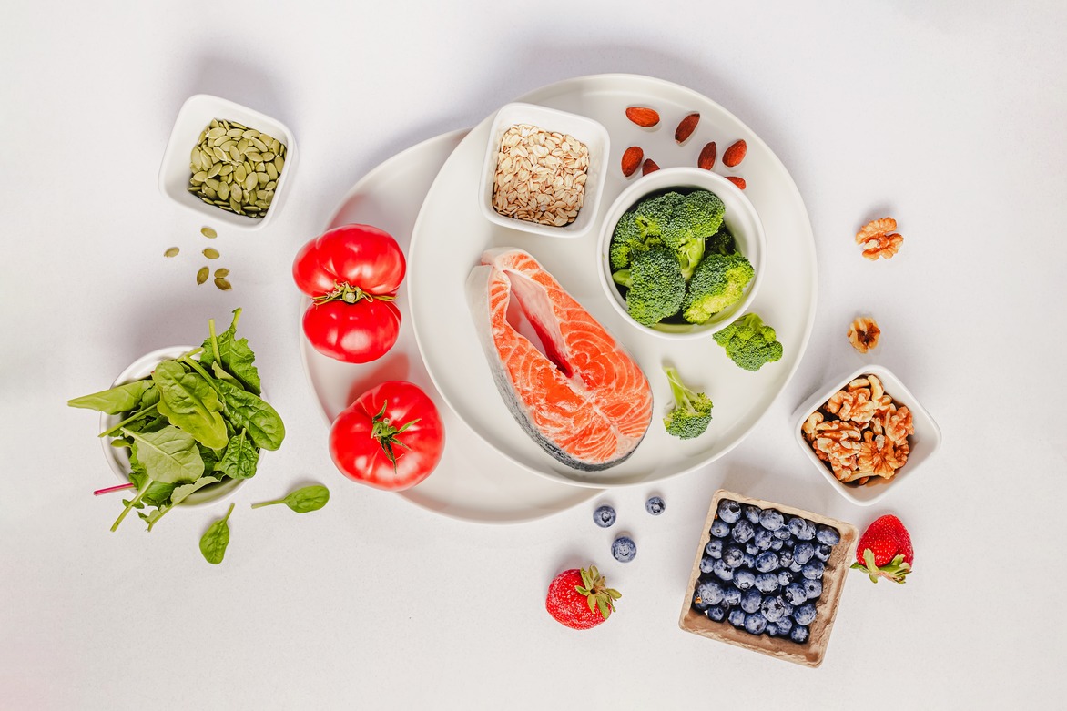 Dieta “antiinflamatoria”: ¿qué sí tiene evidencia y qué es puro marketing?