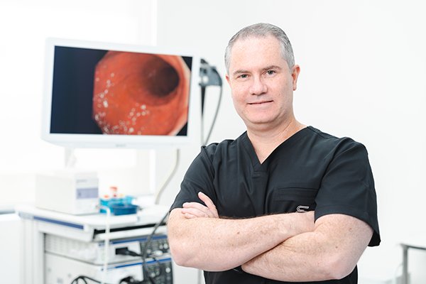 Dr. Jorge Cubero Sotela, gastroenterólogo y hepatólogo